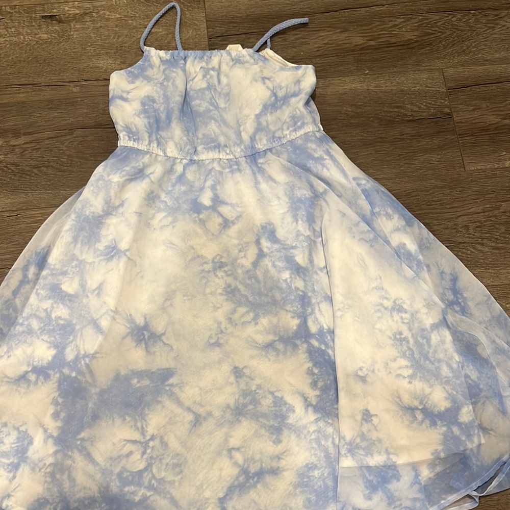 White and blue marbled dress!